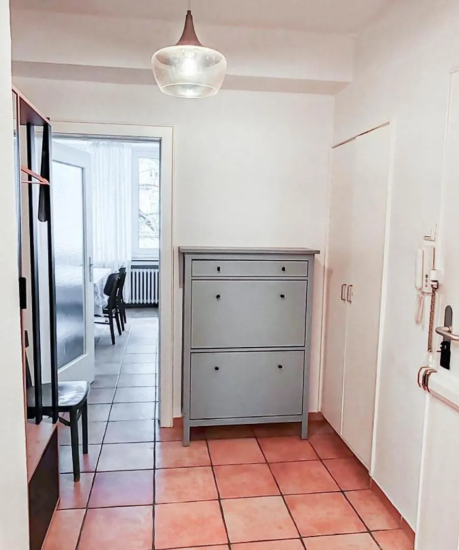 Elegant City Apartment Close To Main Train Station Dusseldorf